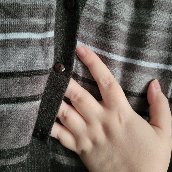 Striped Long Sleeve Button Up Cardigan - Picture 5 of 10